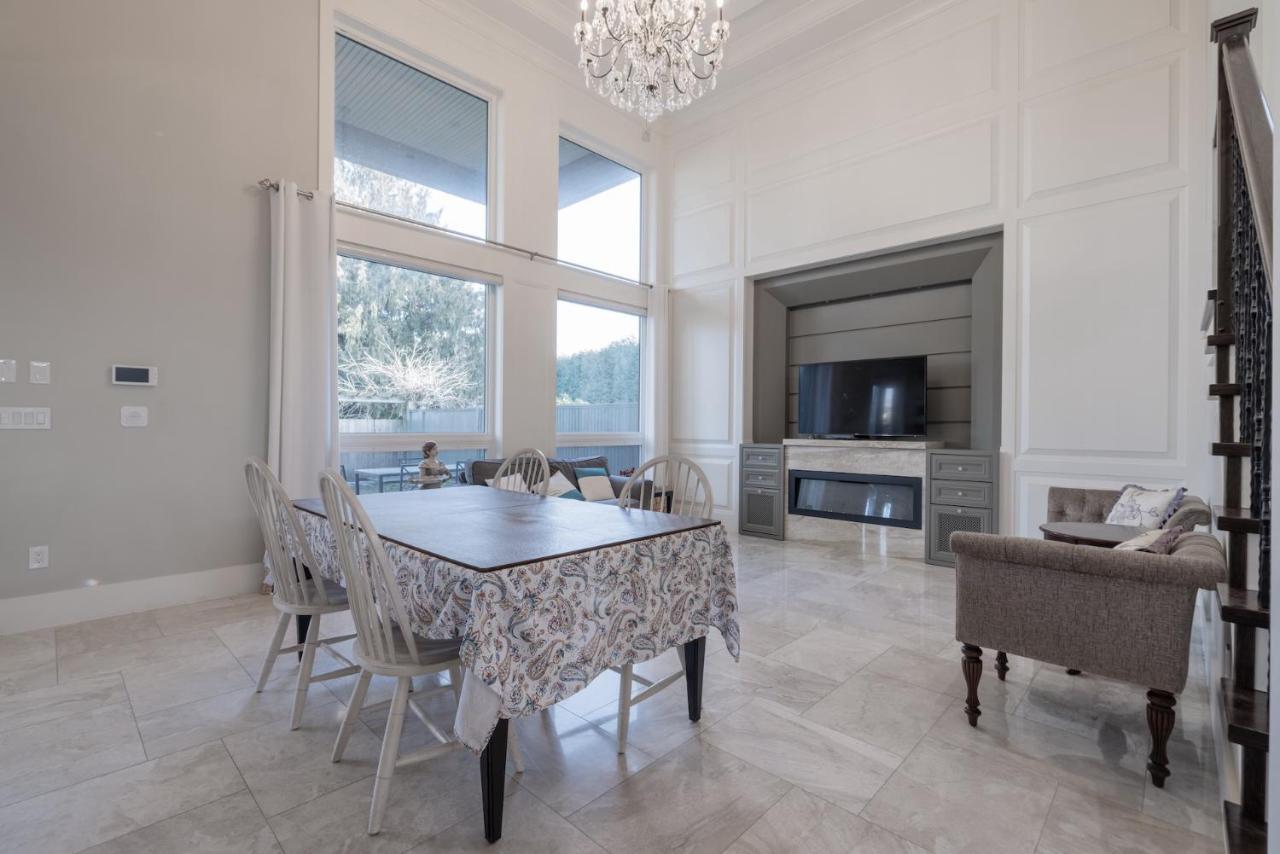 Luxurious Private Rooms In Richmond Esterno foto